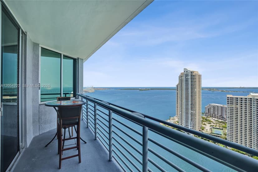 335 S Biscayne Blvd # 3807, Miami FL 33131