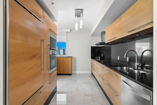 101 S Fort Lauderdale Beach Boulevard # 907, Fort Lauderdale FL 33316 - Fort Lauderdale, FL - Photo 5