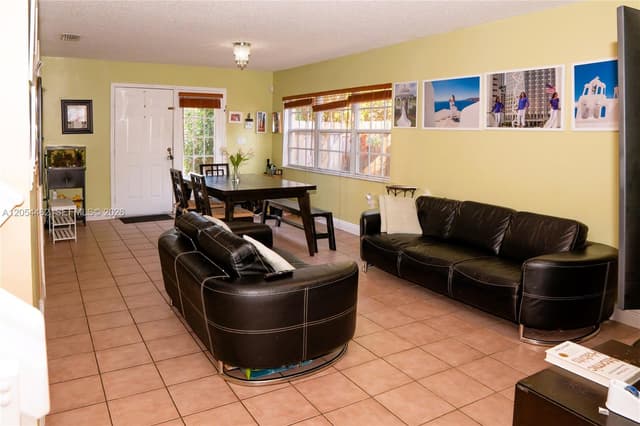 7081 SW 158th Ct, Miami FL 33193 - Miami, FL - Photo 5