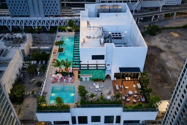 11 NE 6th St # 2102, Miami FL 33132 - Miami, FL - Photo 5