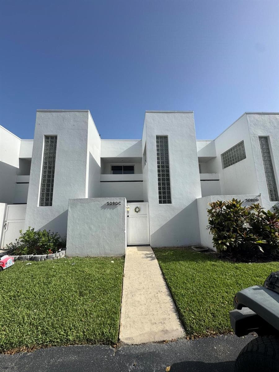 5090 ELMHURST Road # C, West Palm Beach FL 33417 - West Palm Beach, FL - Photo 1