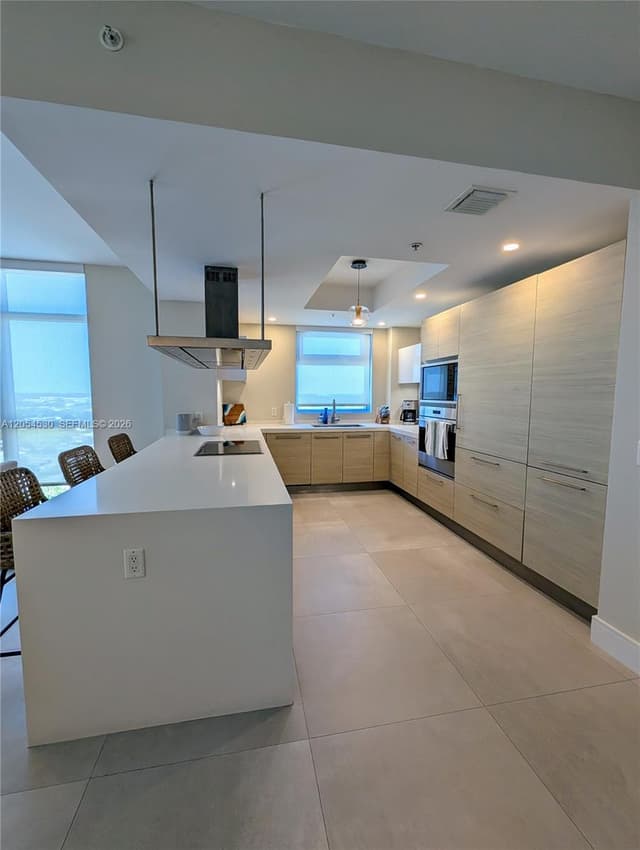 17301 Biscayne Blvd # 1501, North Miami Beach FL 33160 - North Miami Beach, FL - Photo 4