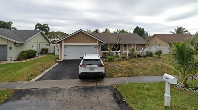 8541 NW 51ST Court, Lauderhill FL 33351