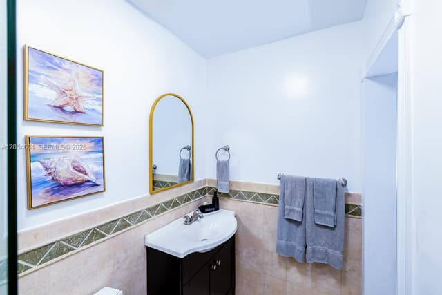 312 N Luna Ct, Hollywood FL 33021 - Hollywood, FL - Photo 7