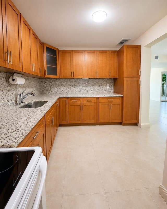 680 Miller Dr # W405, Miami Springs FL 33166 - Miami Springs, FL - Photo 6