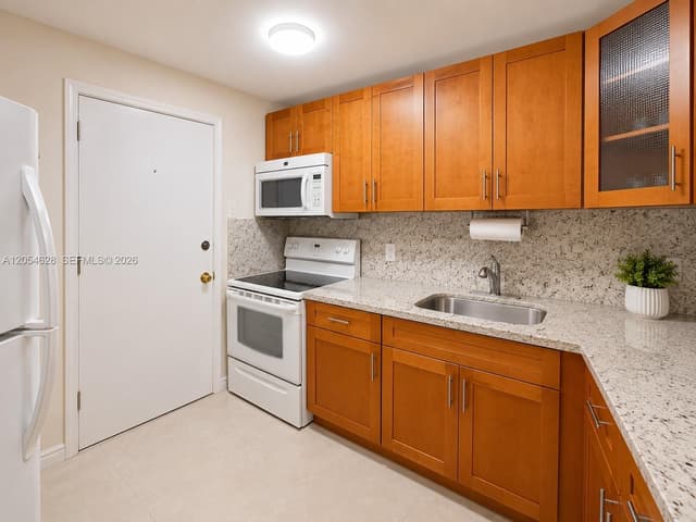 680 Miller Dr # W405, Miami Springs FL 33166 - Miami Springs, FL - Photo 7