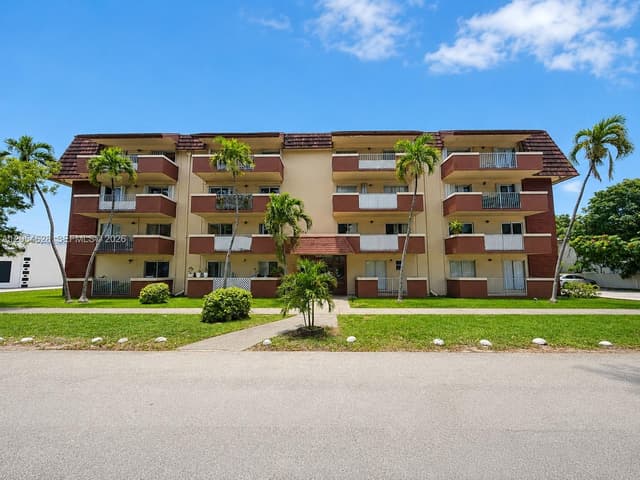 680 Miller Dr # W405, Miami Springs FL 33166 - Miami Springs, FL - Photo 3