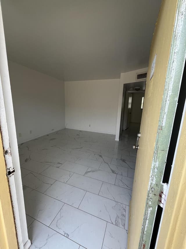 101 NE 41st Street # E87, Oakland Park FL 33334 - Oakland Park, FL - Photo 3
