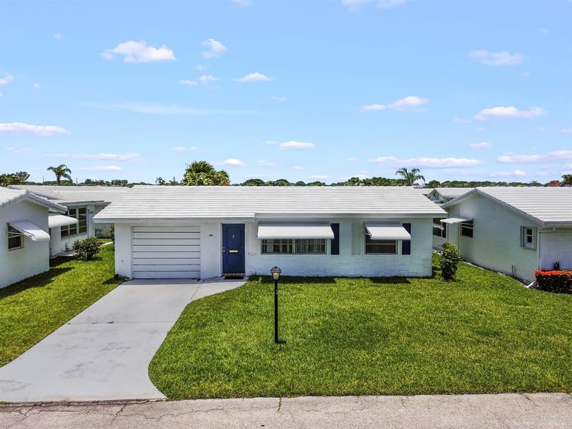 1196 SW Lake Circle, Boynton Beach FL 33426
