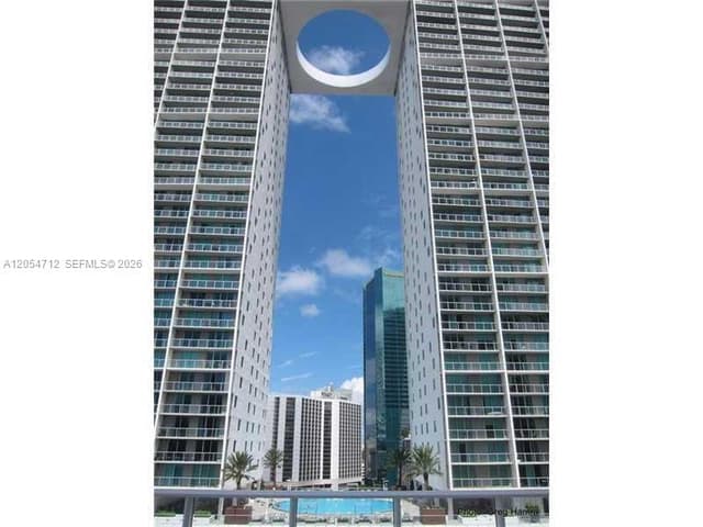 500 Brickell Ave # 2303, Miami FL 33131 - Miami, FL - Photo 2