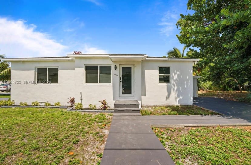 801 NW 105th St, Miami FL 33150