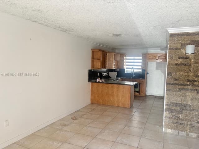 2332 W 56th St # 7, Hialeah FL 33016 - Hialeah, FL - Photo 2