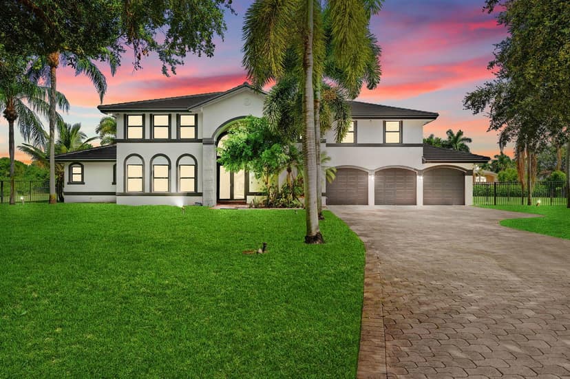 10641 SW 37TH Place, Davie FL 33328