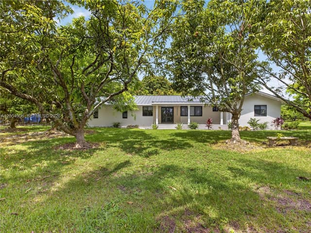 33800 SW 212th Ave, Homestead FL 33034 - Homestead, FL - Photo 2