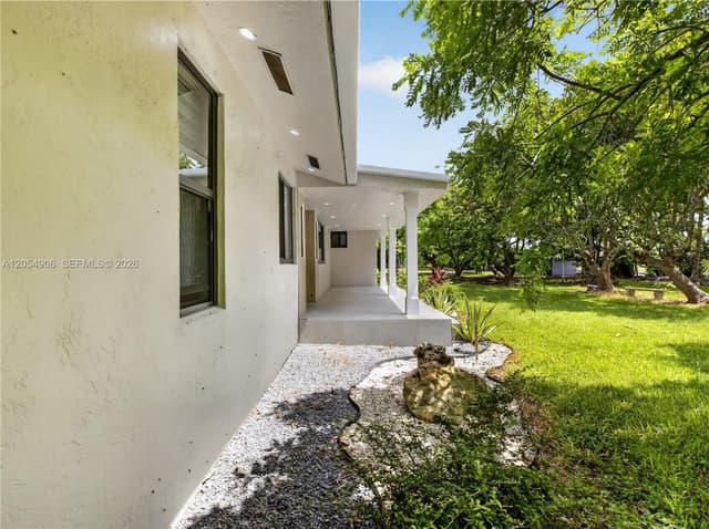 33800 SW 212th Ave, Homestead FL 33034 - Homestead, FL - Photo 3