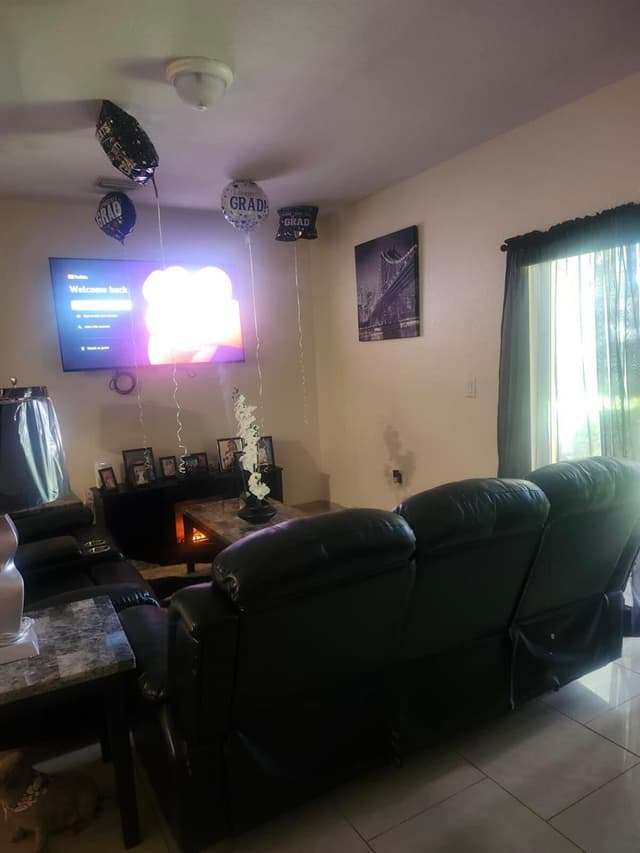 5525 MONTE CARLO Place, Margate FL 33068 - Margate, FL - Photo 2
