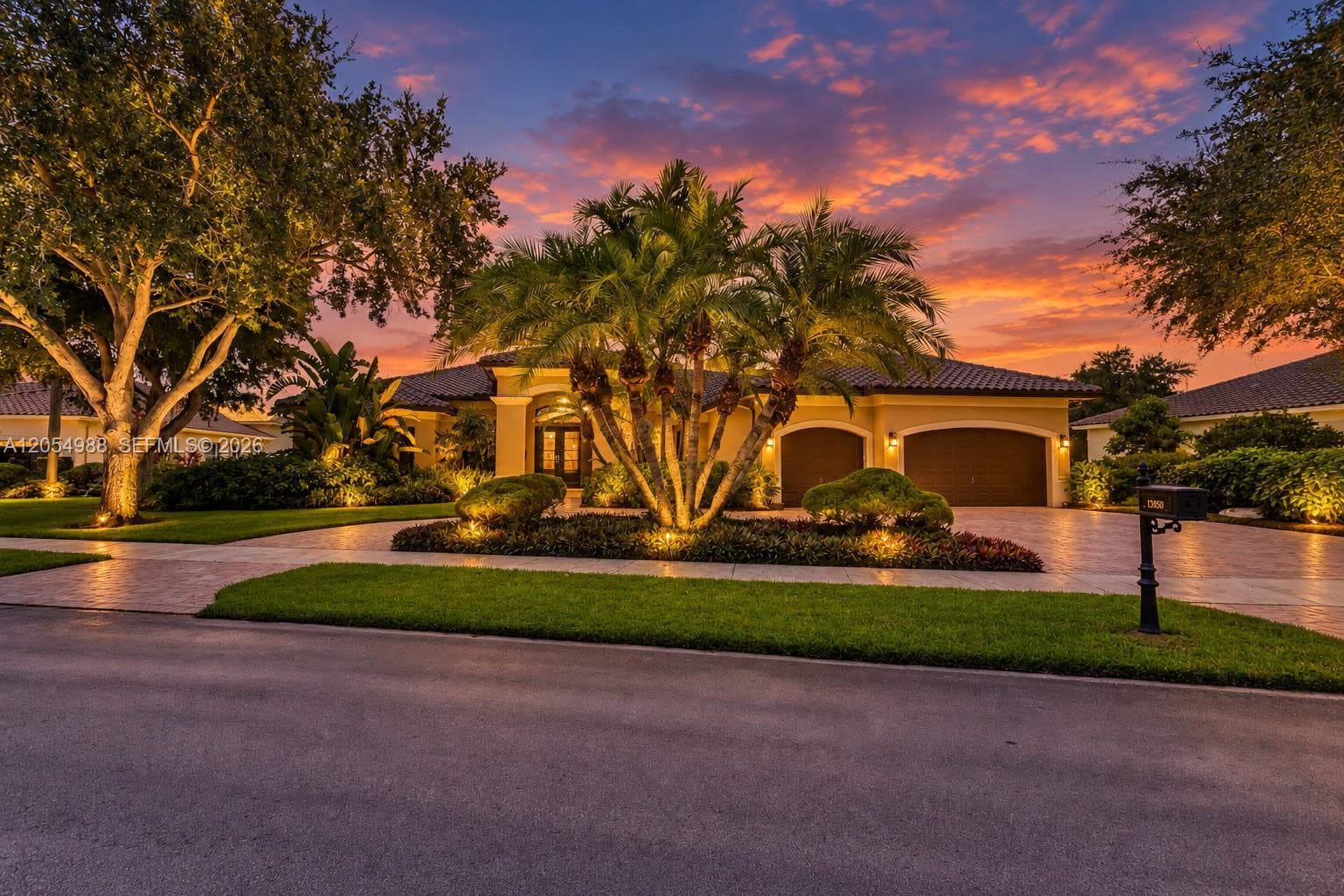 13860 SW 40th St, Davie FL 33330