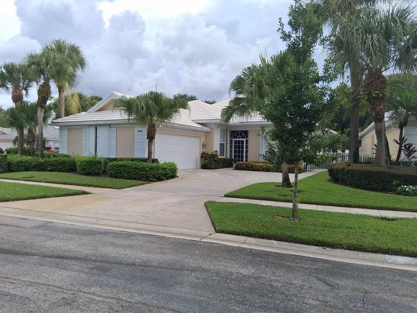 8465 BEACONHILL Road, Palm Beach Gardens FL 33410