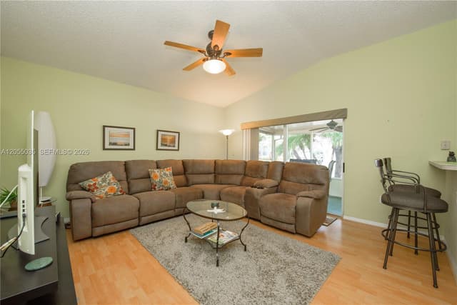 460 SE 24th Dr, Homestead FL 33033 - Homestead, FL - Photo 7