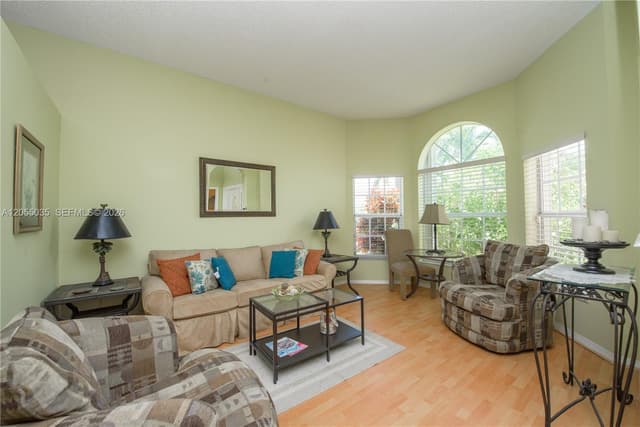 460 SE 24th Dr, Homestead FL 33033 - Homestead, FL - Photo 4