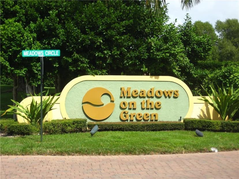 401 MEADOWS Circle, Boynton Beach FL 33436