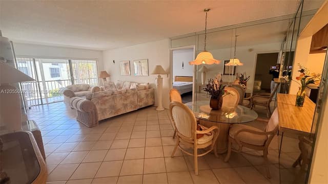 303 Racquet Club Rd # 206, Weston FL 33326 - Weston, FL - Photo 5