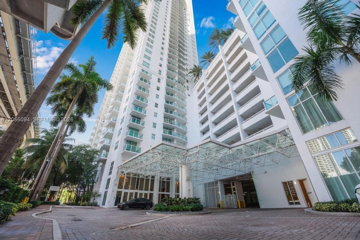 31 SE 5th St # 3712, Miami FL 33131 - Miami, FL - Photo 1