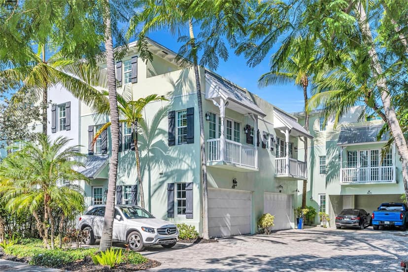 1617 NE 2nd Court, Fort Lauderdale FL 33301