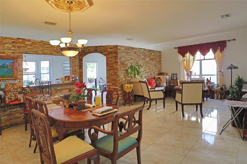 13463 SW 27th St, Miramar FL 33027