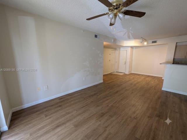 8060 N Nob Hill Rd # 101, Tamarac FL 33321 - Tamarac, FL - Photo 2