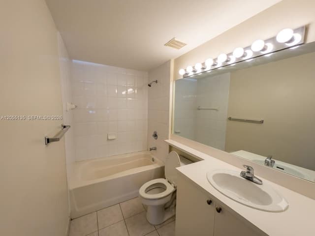 8060 N Nob Hill Rd # 101, Tamarac FL 33321 - Tamarac, FL - Photo 6