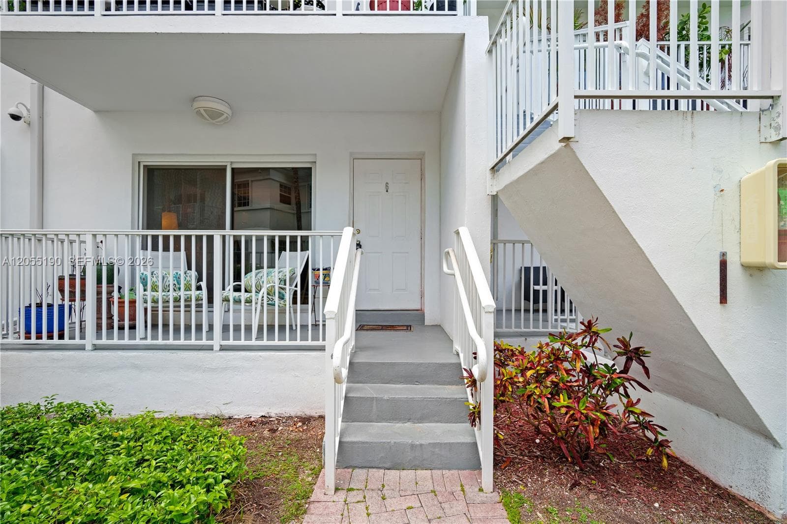 1160 103rd St # 6, Bay Harbor Islands FL 33154 - Bay Harbor Islands, FL - Photo 1