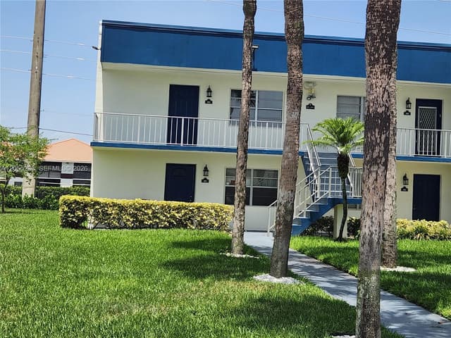 505 Normandy K # 505, Delray Beach FL 33484 - Delray Beach, FL - Photo 4