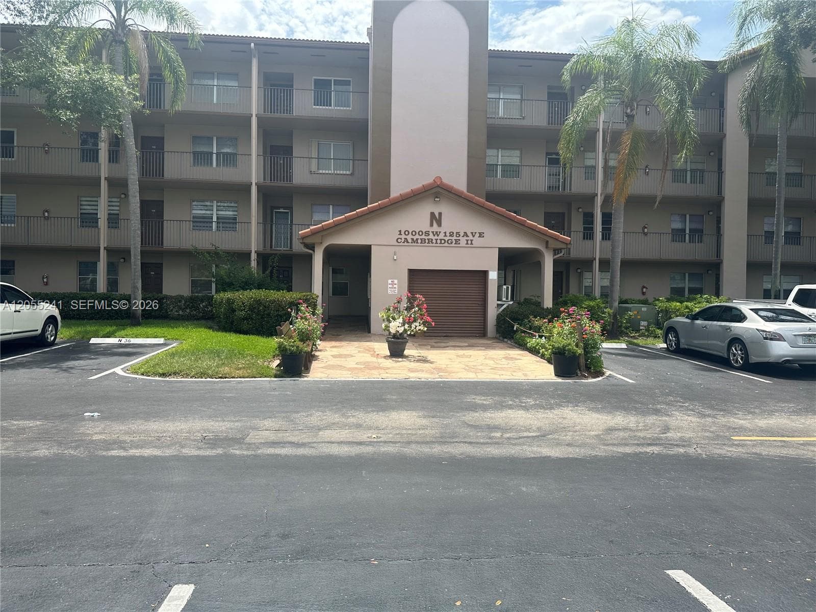 1000 SW 125th Ave # 412N, Pembroke Pines FL 33027 - Pembroke Pines, FL - Photo 1