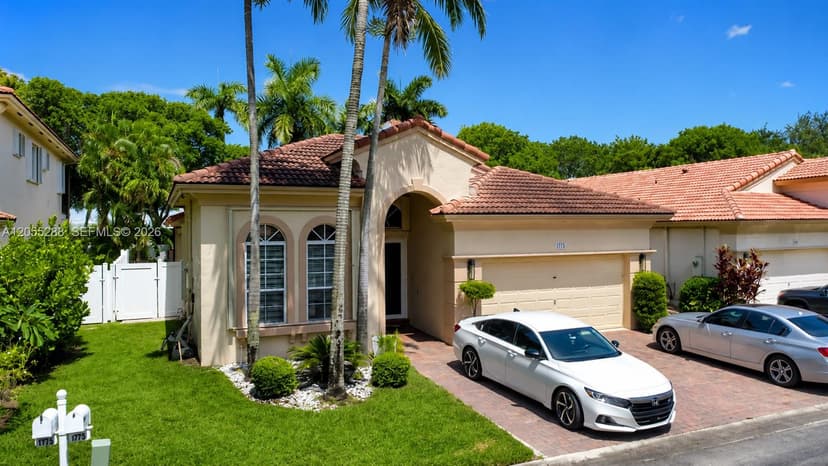 1773 NW 72nd Way, Pembroke Pines FL 33024