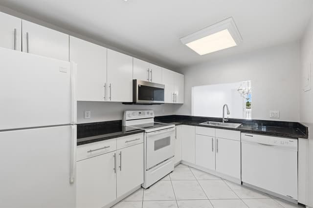 777 S Federal Highway # G206, Pompano Beach FL 33062 - Pompano Beach, FL - Photo 5
