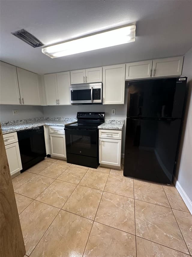 4159 SW 66th Ln # 120, Davie FL 33314 - Davie, FL - Photo 2