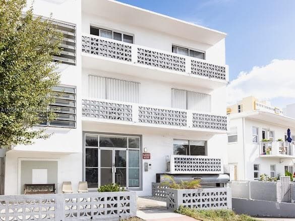 4015 Indian Creek Dr # 307, Miami Beach FL 33140