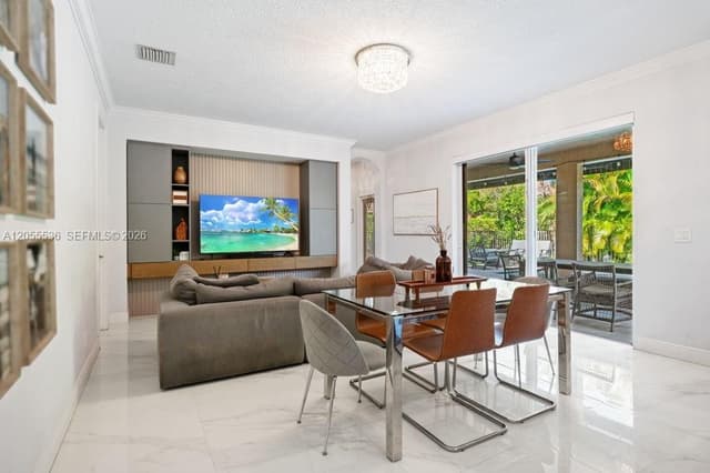 3846 W Gardenia Ave, Weston FL 33332 - Weston, FL - Photo 5