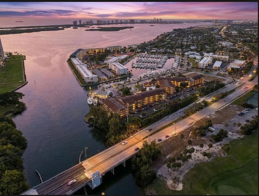 1036 US Highway 1 # 121, North Palm Beach FL 33408
