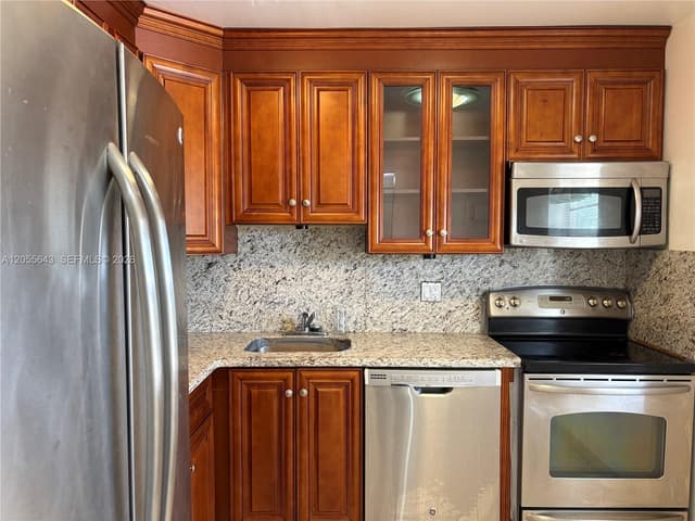 7305 NW 4th Pl # 201, Margate FL 33063 - Margate, FL - Photo 3