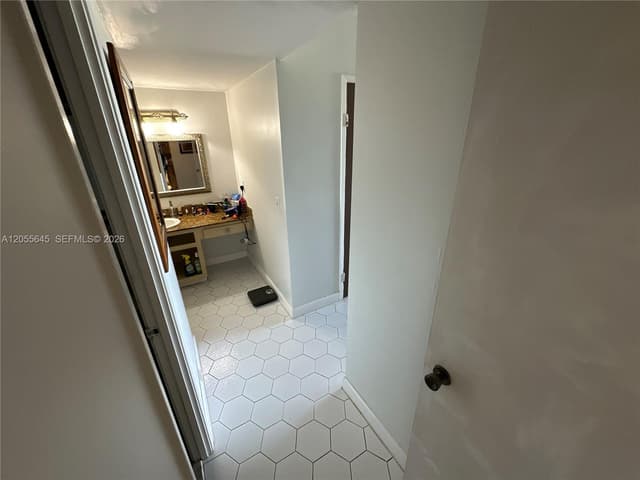 1301 NE Miami Gardens Dr # 1403W, Miami FL 33179 - Miami, FL - Photo 6