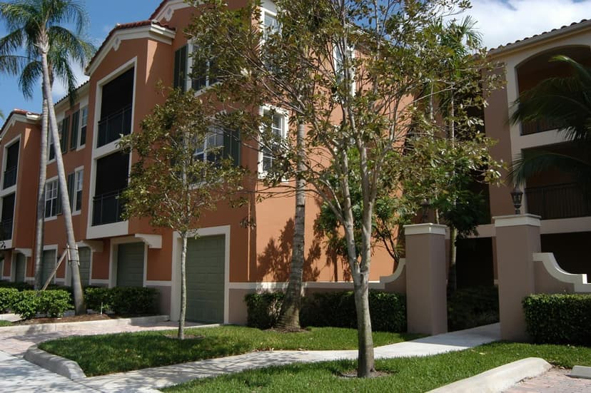 11790 St Andrews Place # 201, Wellington FL 33414