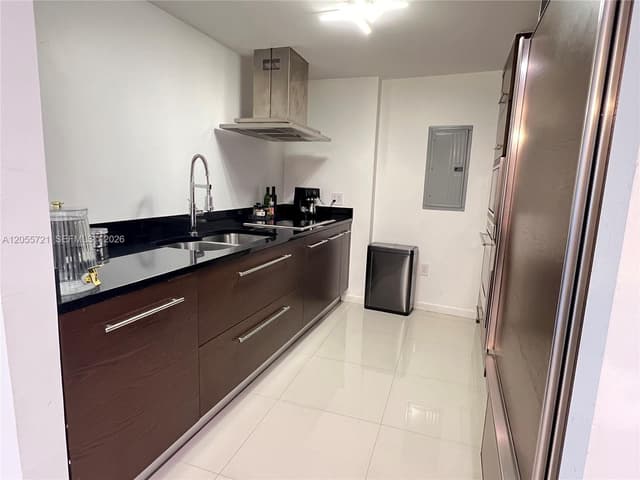 495 Brickell Ave, Miami FL 33131 - Miami, FL - Photo 4
