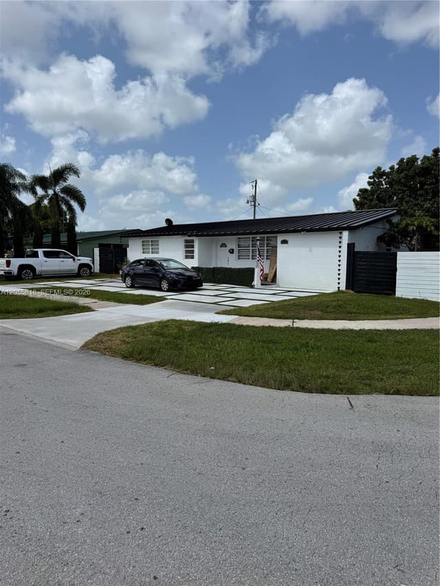 1892 NW 8th Ter, Homestead FL 33030 - Homestead, FL - Photo 3