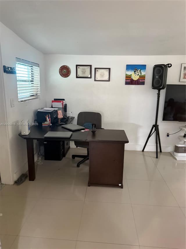 1892 NW 8th Ter, Homestead FL 33030 - Homestead, FL - Photo 4