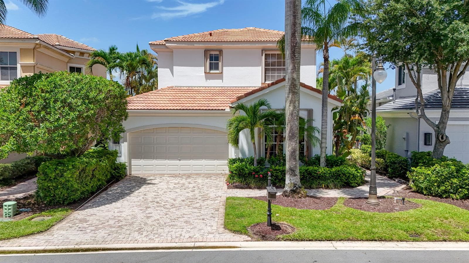 219 ANDALUSIA Drive, Palm Beach Gardens FL 33418 - Palm Beach Gardens, FL - Photo 1