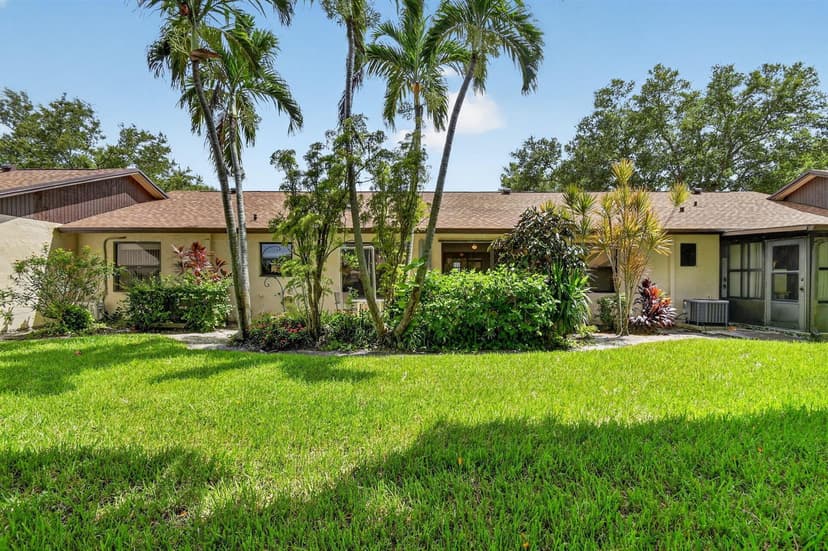 51 Via De Casas Norte, Boynton Beach FL 33426
