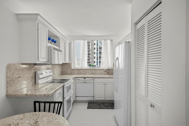 1370 S OCEAN Boulevard # 905, Pompano Beach FL 33062 - Pompano Beach, FL - Photo 7
