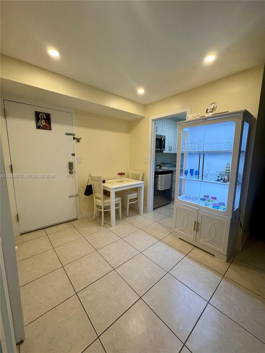 5050 NW 7th St # 309, Miami FL 33126 - Miami, FL - Photo 1